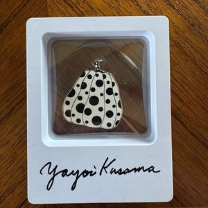 Yayoi Kusama Ultra Rare Black and White Polka Dot pumpkin pin Charm